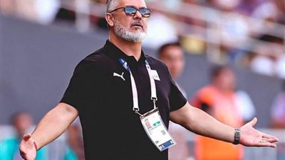 اتحاد الكرة يجتمع مع وكيل ميكالي لحسم ملف تدريبه منتخب 2005