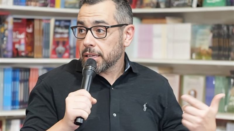 محمد فؤاد الخبير الاقتصادي