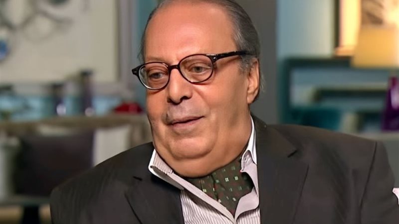 الفنان أسامة عباس