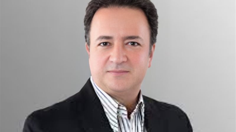 الإعلامي أحمد عبدون