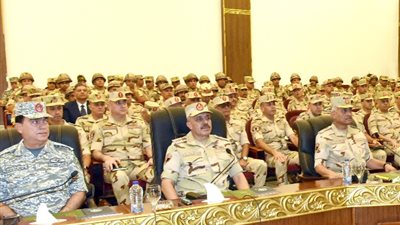 وزير الدفاع يشهد مشروع مراكز القيادة للقوات الجوية وقوات الدفاع الجوي‎