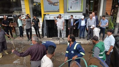 محافظ الدقهلية يتابع نموذج محاكاه صرف المياه للتأكد من جاهزيتها قبل الشتاء