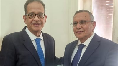 طارق عبدالعزيز رئيسا للهيئة البرلمانية لحزب الوفد بمجلس الشيوخ