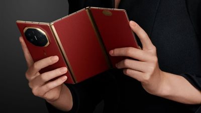 سعر ومواصفات هاتف هواوي Huawei Mate XT Ultimate القابل للطي