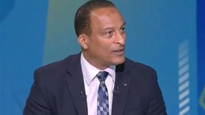 أسامة عرابي: الأهلي أكثر جاهزية ولا أعرف صفقات الزمالك