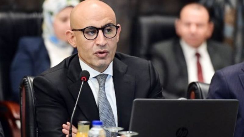 محمد عبد اللطيف وزير التربية والتعليم