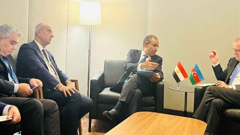 وزير الخارجية ونظيره الأذربيجاني