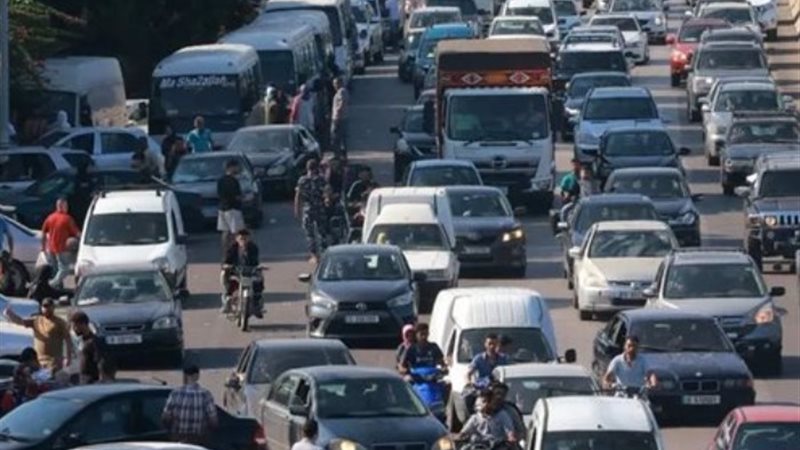 ازدحام في حركة النزوح من لبنان لسوريا