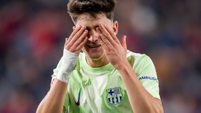 برشلونة يقلص الفارق أمام أوساسونا بهدف فيكتور (فيديو)