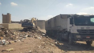 رفع 600 طن مخلفات بلدية هدم بمدينة نبروه في الدقهلية