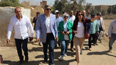 محافظ الجيزة يكلف بتطوير طرق كفر الجبل والقطاع الثالث بالمنصورية
