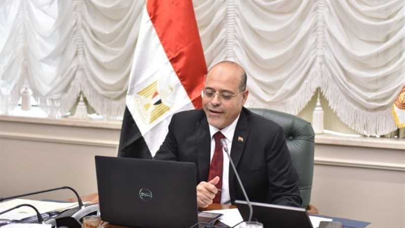 وزير العمل
