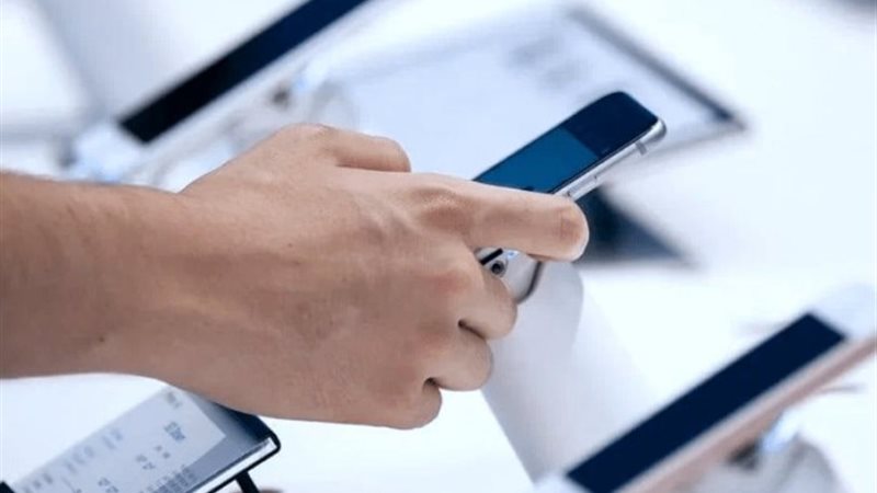 مقارنة بين الهواتف المحمولة
