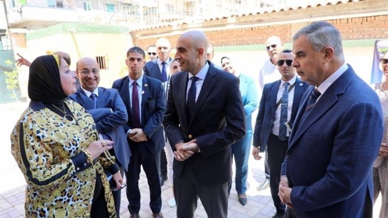 محمد عبد اللطيف وزير التربية والتعليم