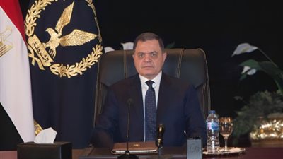 وزير الداخلية يهنئ الرئيس السيسي بمناسبة الذكرى 51 لحرب أكتوبر
