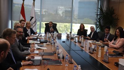 «حماية المنافسة» يستقبل وفدًا أوروبيًا للتعاون في مجال مكافحة الممارسات الاحتكارية