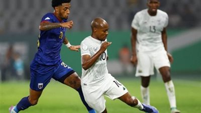 «بروس» يطالب تاو بالرحيل عن الأهلي من أجل العودة لـ«البافانا بافانا»