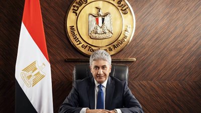 وزير السياحة يُهنئ رئيس الجمهورية بالذكرى الـ51 لانتصارات أكتوبر