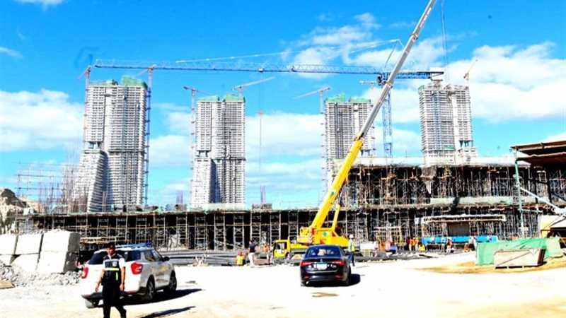 جانب من تفقد وزير الإسكان مشروعات مدينة العلمين