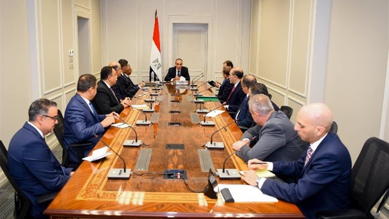 وزير الخارجية مع القيادات الجديدة للوزارة