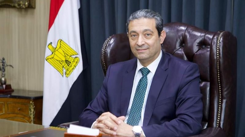 الأستاذ الدكتور أيمن الشهابى محافظ دمياط