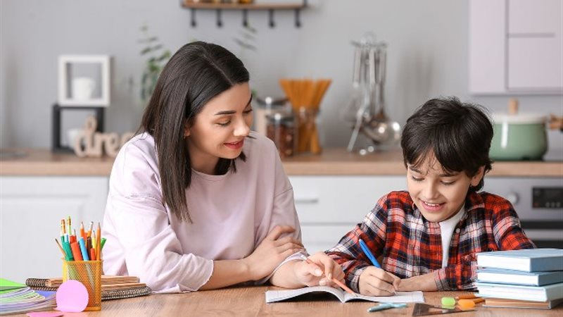 نصائح لتشجيع الأطفال على الدراسة