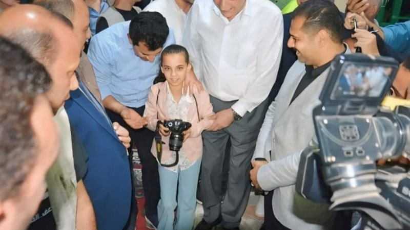 ميرنا مع وزير الشباب والرياضة ومحافظ الغربية