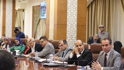 المسلماني يحذر من فتاوى الإنترنت والخلاف السني الشيعي واليمين المتطرف بـ أوروبا