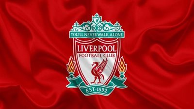 بعد تفضيله مصر على إنجلترا، لاعب ليفربول ينضم لمعسكر الفراعنة في القاهرة