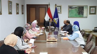 مناقشة آليات الاستفادة من الفرص الاستثمارية والترويج لها بمهرجان دمياط 2024