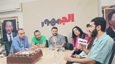 أبطال «كازينو» يكشفون كواليس المسرحية في ندوة «الجمهور»