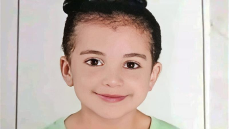 الطفلة ساجدة