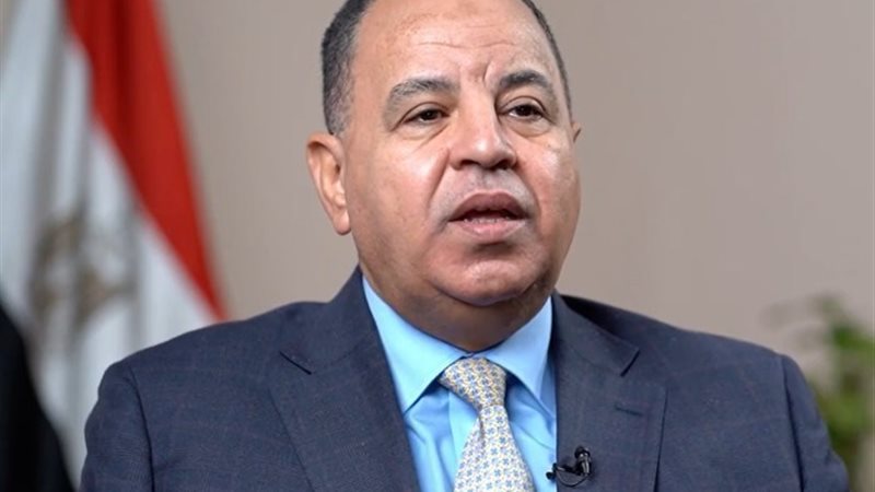 وزير المالية السابق