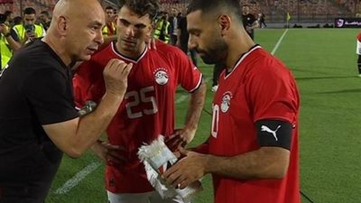 حسام حسن يمنح محمد صلاح وزيزو تعليمات خاصة في مباراة مصر وموريتانيا
