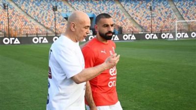 حسام حسن يفاجئ محمد صلاح بهذا القرار قبل مواجهة موريتانيا