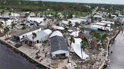 إعصار ميلتون يخلّف دمارًا هائلًا في ولاية فلوريدا ويحطم المنازل (صور)
