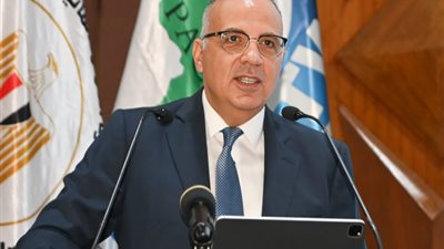 وزير الري: لا توجد ندرة مياه بـدول أعالي النيل وندعم أفريقيا على الصمود والتكيف
