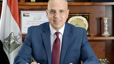 ‫وزير الري: نرفض اتفاقية «عنتيبي» ولا نسمح بالتنازل عن متر واحد من مياه النيل