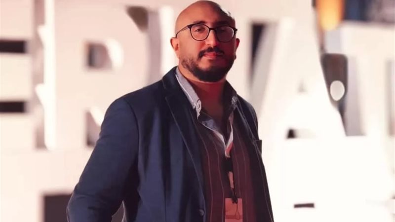 فيلم نحن في حاجة إلى المساعدات الكونية