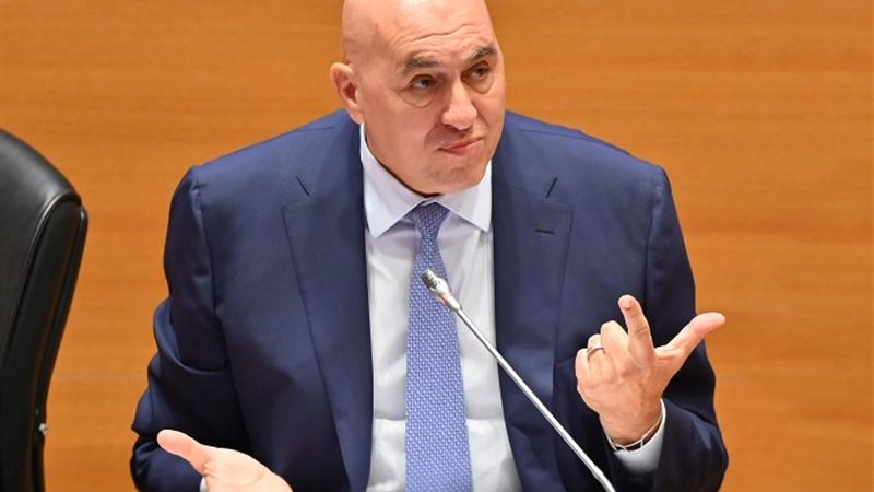 وزير الدفاع الإيطالي