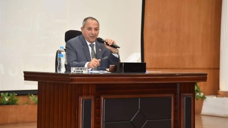 محافظ بورسعيد