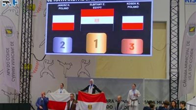 وزير الرياضة يهنئ منتخب الكاراتيه بعد فوزهم ببطولة العالم