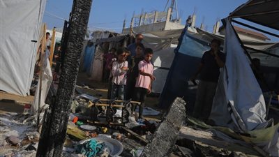 44 شهيدا ومصابا، مجزرة جديدة للاحتلال في خيام النازحين بمستشفى شهداء الأقصى