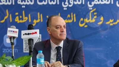 نائب رئيس الأكاديمية العربية: الإعلام من المجالات التي تأثرت بالذكاء الاصطناعي