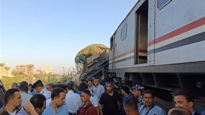 انتشال الجثة الثالثة والأخيرة من ضحايا حادث قطاري المنيا