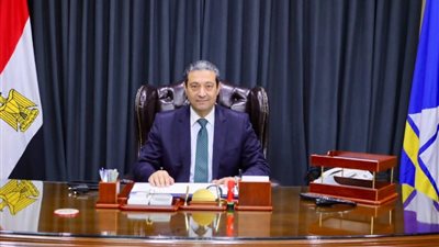 محافظ دمياط يناقش الاستعدادات النهائية لموسم الشتاء و تحصيل متأخرات النظافة