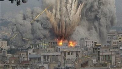 إعلام فلسطيني: طيران الاحتلال يقصف 3 عمارات سكنية في منطقة الصناعة بمدينة غزة