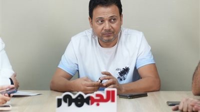 عمرو رمزي لـ«الجمهور»: كنت أول من أخبر الراحل خالد صالح إنه «فنان كبير»