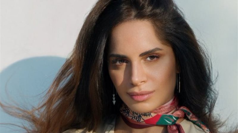 الفنانة آمال ماهر