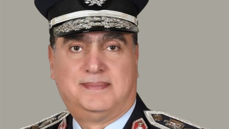 الفريق محمود فؤاد عبد الجواد قائد القوات الجوية